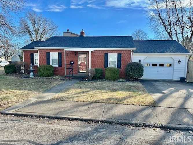 2817 Sycamore Street Evansville, IN 47714