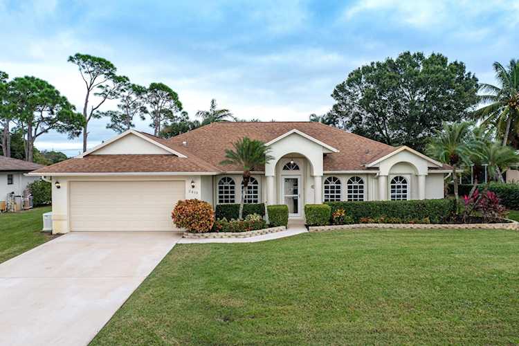 2419 SE Wishbone Road Port St Lucie, FL 34952