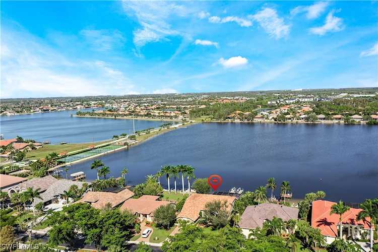 5220 Harborage Dr Fort Myers, FL 33908