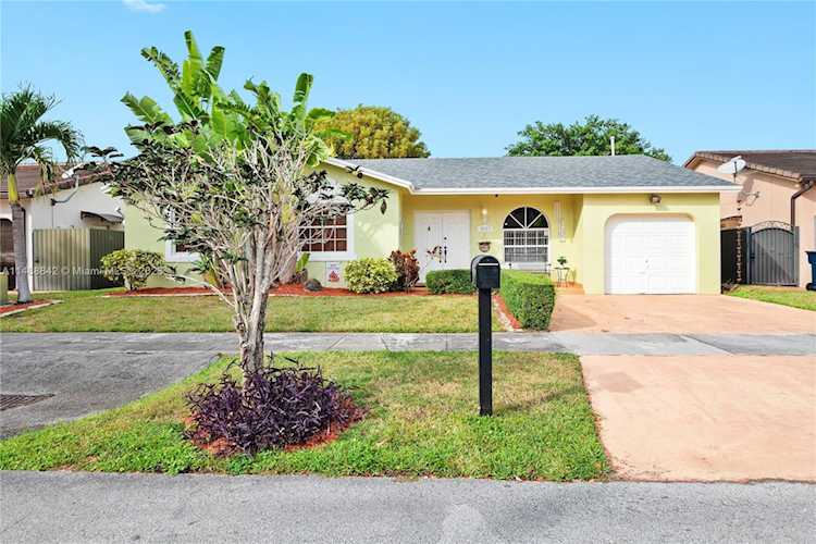 14523 SW 174th St Miami, FL 33177