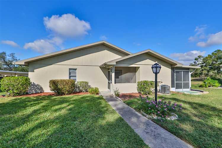 1905 Canterbury Ln #13 Sun City Center, FL 33573
