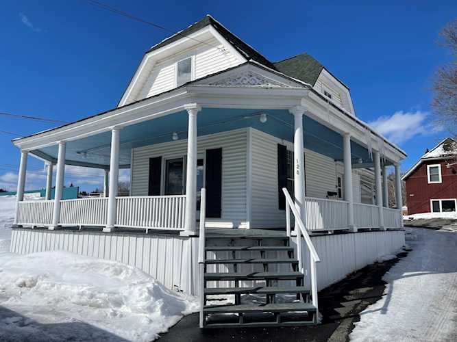 128 High St Caribou, ME 04736