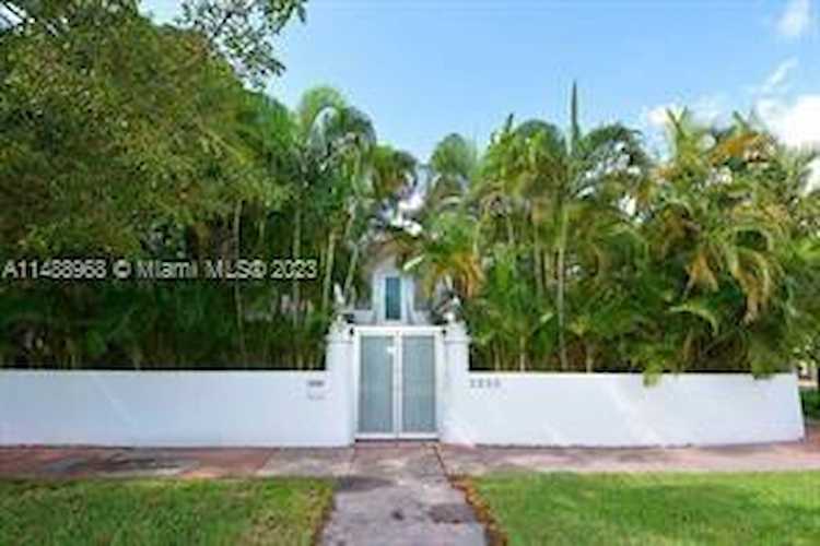 2232 Alton Rd #0 Miami Beach, FL 33140