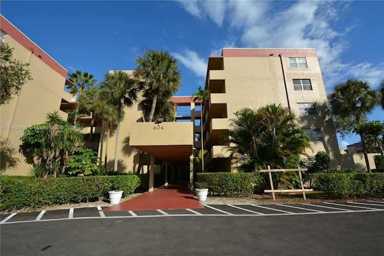 404 NW 68th Ave #210 Plantation, FL 33317