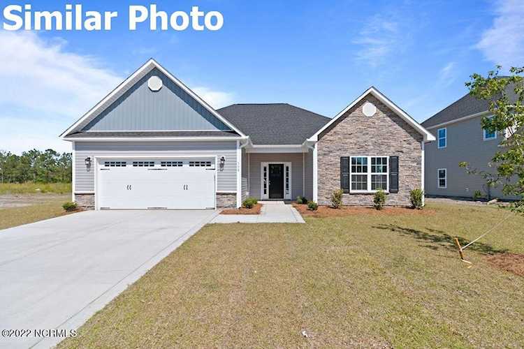 403 Nantucket Trl Sneads Ferry, NC 28460