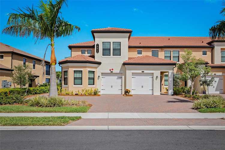 10042 Crooked Creek Dr #201 Venice, FL 34293