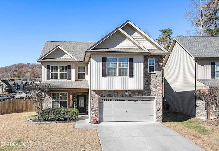 1301 Yarnell Station Blvd Knoxville, TN 37932