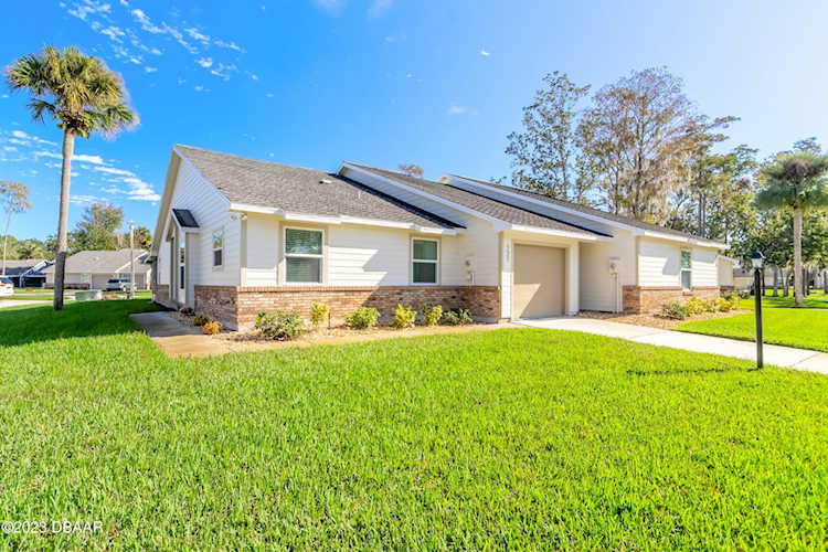 121 Bob White Court #1210 Daytona Beach, FL 32119