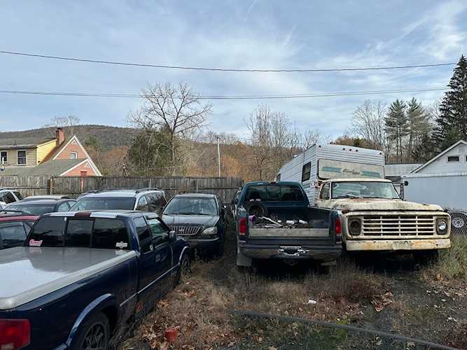 173 Westfield Rd Russell, MA 01071