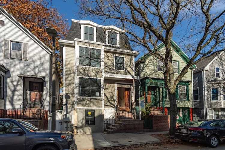 152 Trenton Street Boston, MA 02128