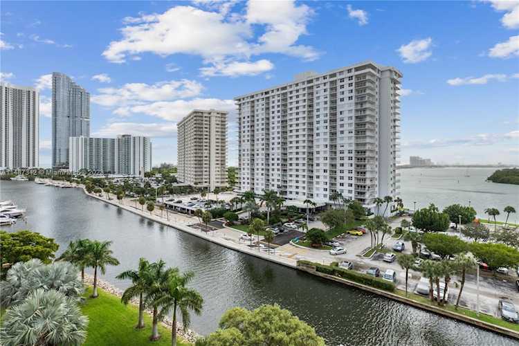 400 Kings Point Dr #803 Sunny Isles Beach, FL 33160