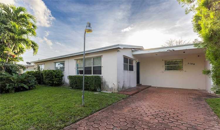 3100 SW 106th Ave Miami, FL 33165