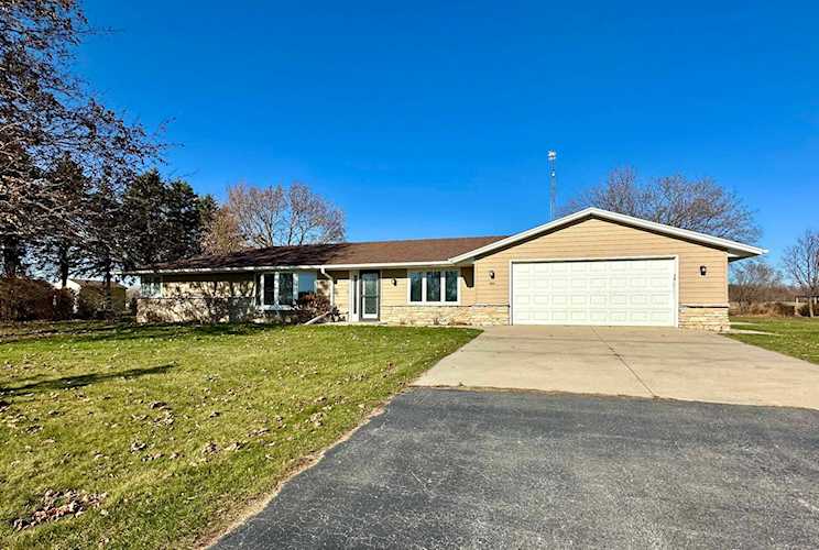 W4382 County Road D Random Lake, Town of Holland, WI 53075