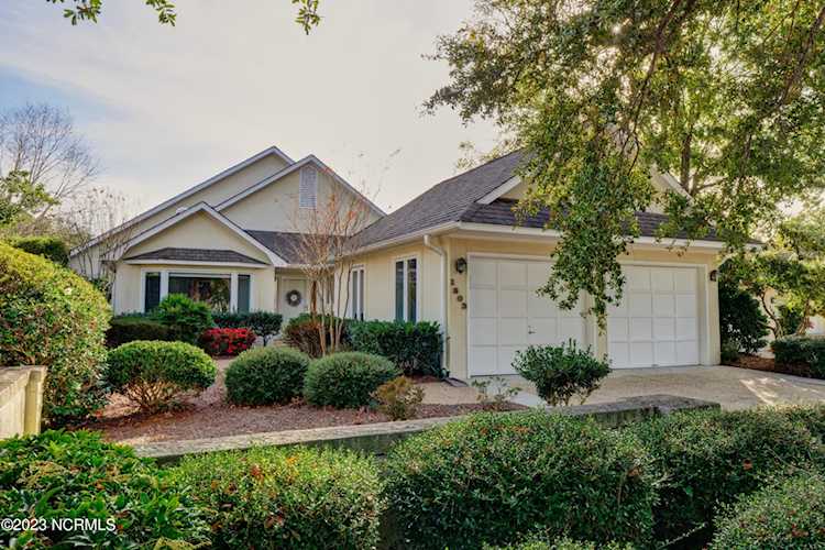 1803 Glen Eagles Ln Wilmington, NC 28405