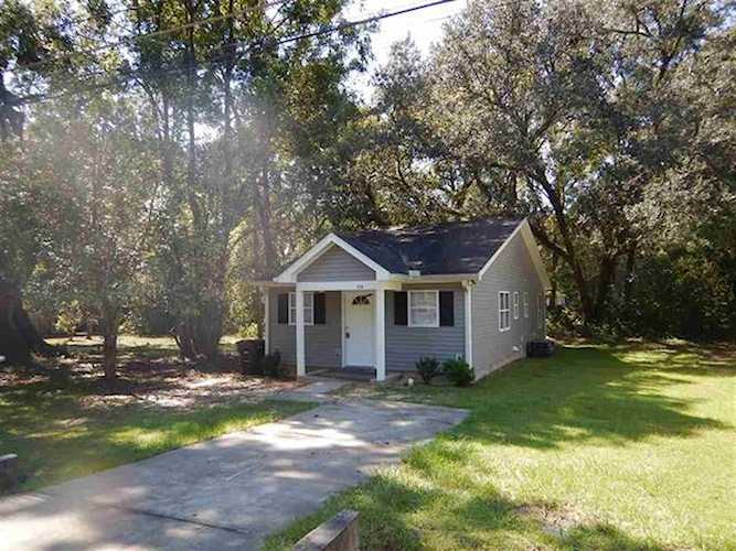 2728 Cypress Lake St Tallahassee, FL 32310