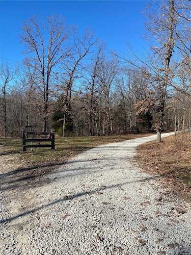 263 Solidarity Farms Dr St Clair, MO 63077