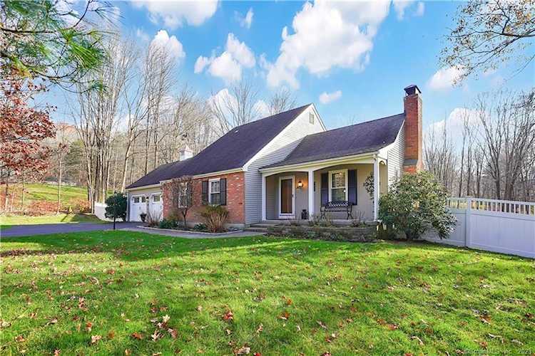 104 Old Sherman Hill Rd Woodbury, CT 06798