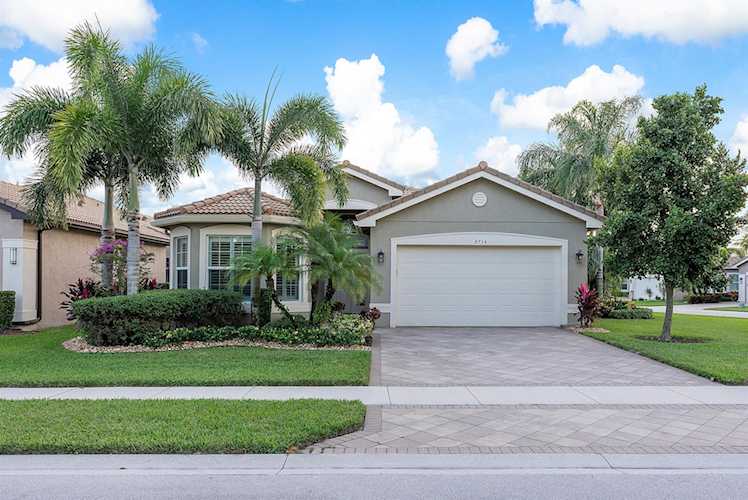 8734 Carmel Mountain Way Boynton Beach, FL 33473