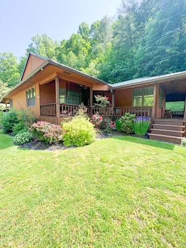 268 Spradlin Branch Prestonsburg, KY 41653