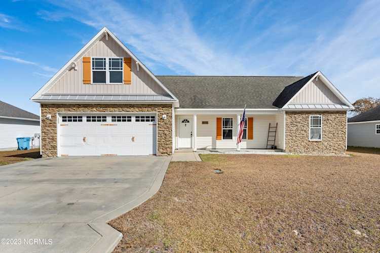 217 Long Neck Dr Richlands, NC 28574