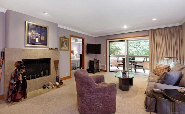 8850 Villa La Jolla Dr. #101 La Jolla, CA 92037
