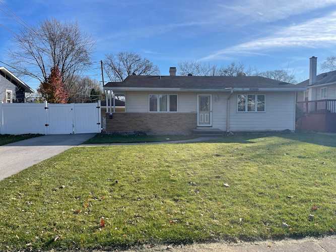 2813 Forest Glen Parkway Woodridge, IL 60517