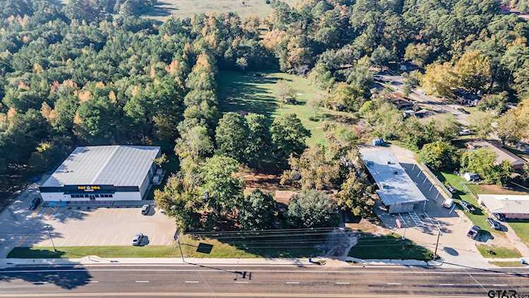 1506 W Duval St. Troup, TX 75789