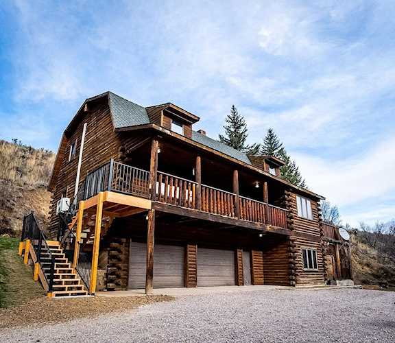 8829 N Whispering Pines Pocatello, ID 83201