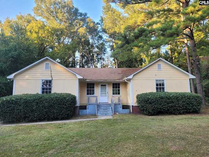 2300 Carving Trl Hopkins, SC 29061