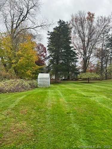 19 Longview Ave Danbury, CT 06811
