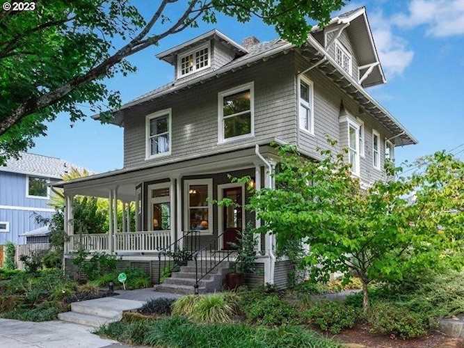 2731 SE Harrison ST Portland, OR 97214