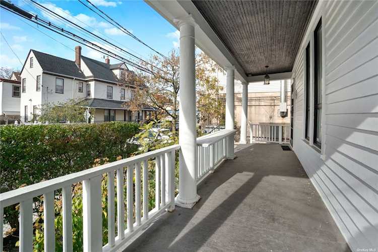 192 Beach 91st St Rockaway Beach, NY 11693
