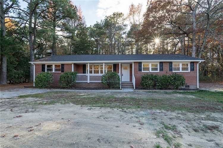 15284 Scotts Factory Rd Smithfield, VA 23430