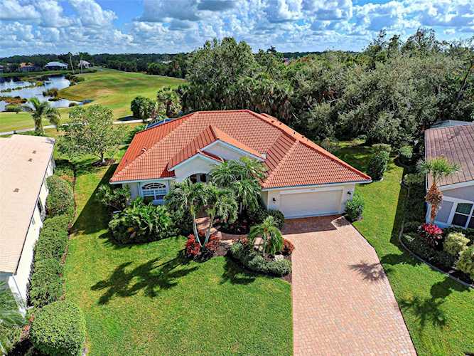 544 Misty Pine Dr Venice, FL 34292