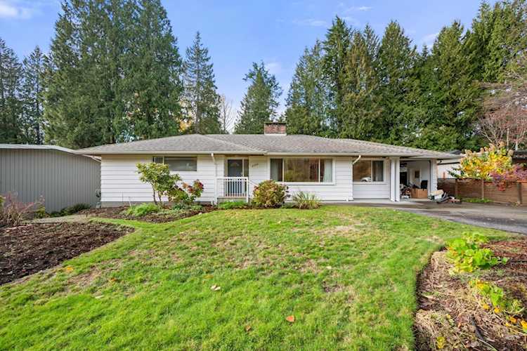 3359 Redfern Place North Vancouver, BC V7N 3W2