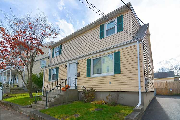67 Columbus Ave Pawtucket, RI 02861