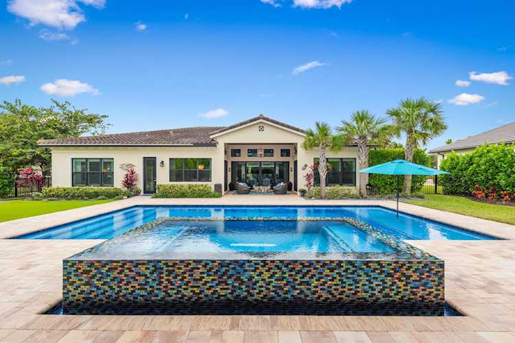 3026 NW Radcliffe Way Palm City, FL 34990