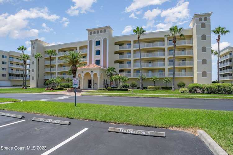 742 Bayside Drive #302 Cape Canaveral, FL 32920