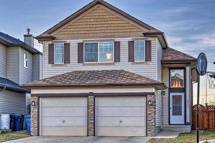 171 Coville Close NE Calgary, AB T3K 5V9