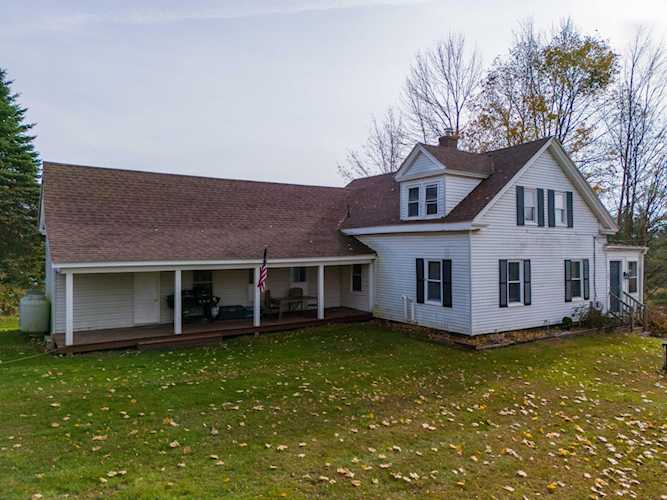 107 Ferry Rd Chelsea, ME 04330