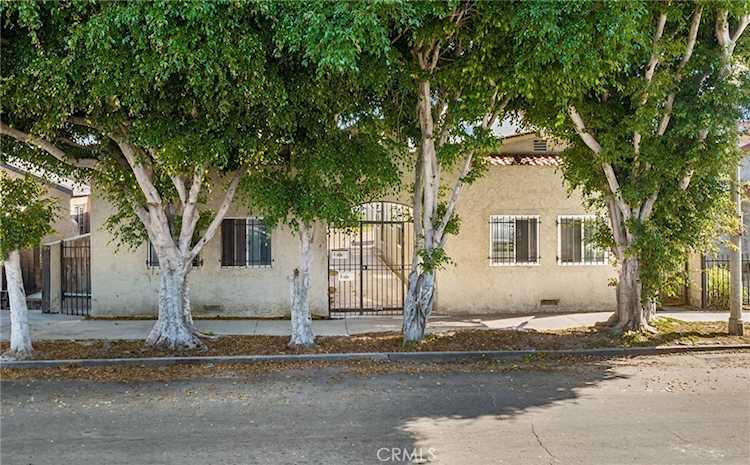 1128 Saint Louis Ave Long Beach, CA 90804