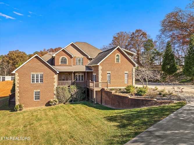 1865 Sierra Ln Sevierville, TN 37862
