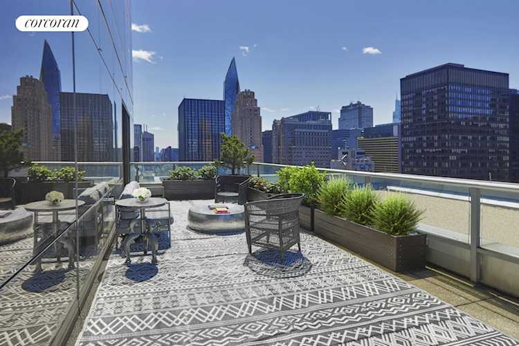 230 W 56th St #48C New York, NY 10019