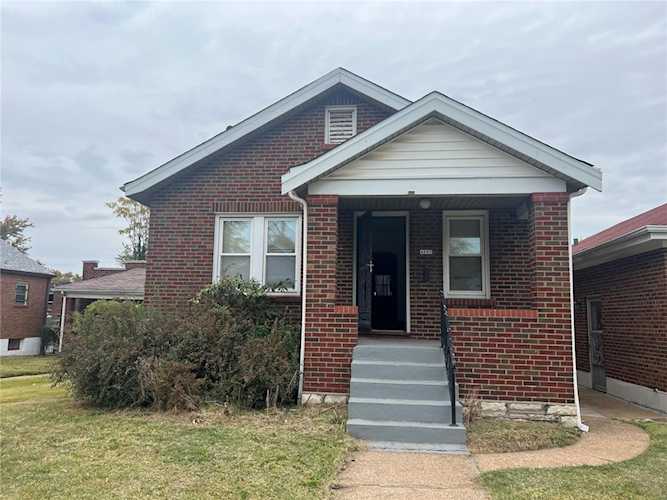 4887 Calvin Ave St Louis, MO 63115