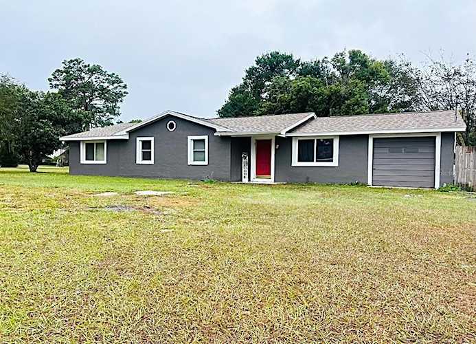 1271 Lake Como Dr Lutz, FL 33558