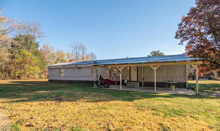 105 Ripley 160 E-32 Naylor, MO 63953