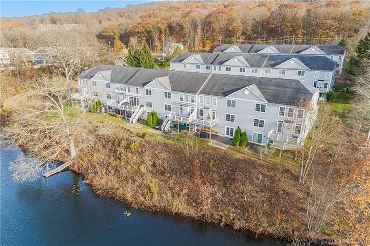 15 Canoe Birch Ct #15 Berlin, CT 06037