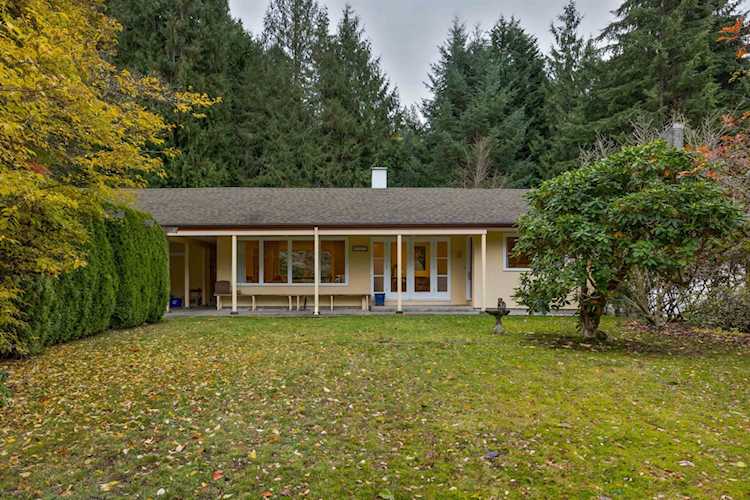 5732 Cranley Drive West Vancouver, BC V7W 1S8