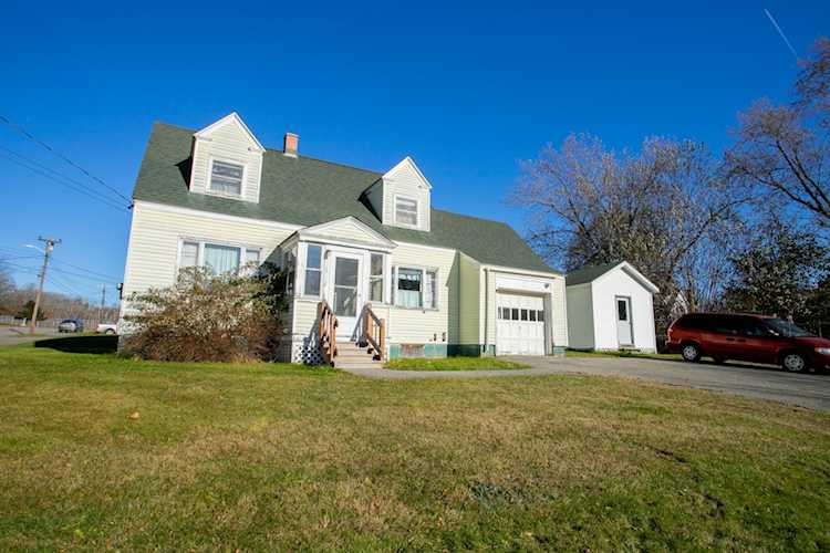 41 Birch St East Millinocket, ME 04430