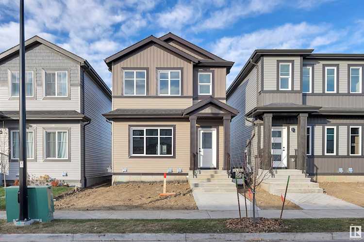422 Blackstone Link Leduc, AB T9E 1L8